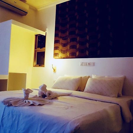 Water Breeze Hotel Maafushi Ngoại thất bức ảnh