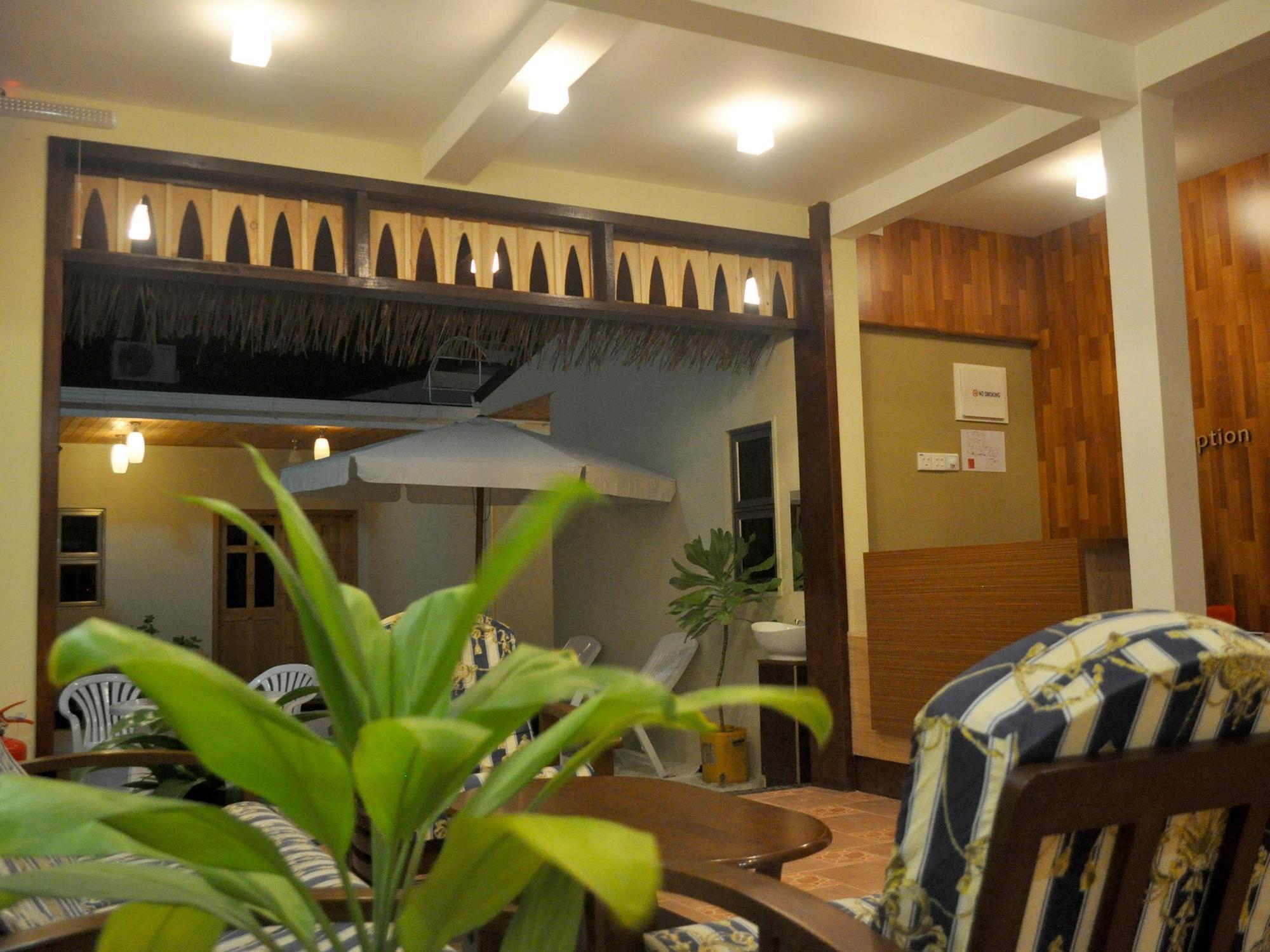 Water Breeze Hotel Maafushi Ngoại thất bức ảnh