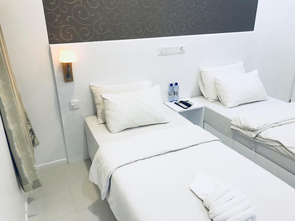 Water Breeze Hotel Maafushi Ngoại thất bức ảnh