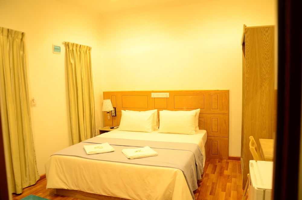 Water Breeze Hotel Maafushi Ngoại thất bức ảnh